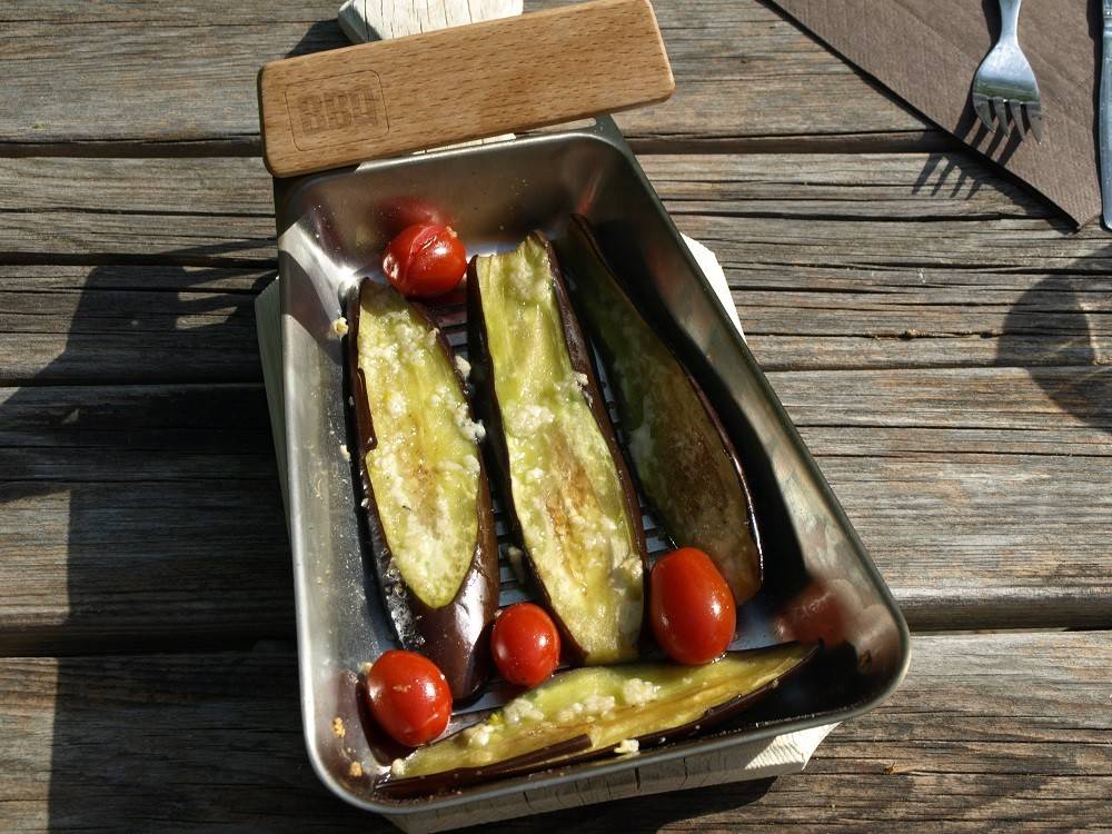 Melanzani indirekt gegrillt Rezept - ichkoche.de