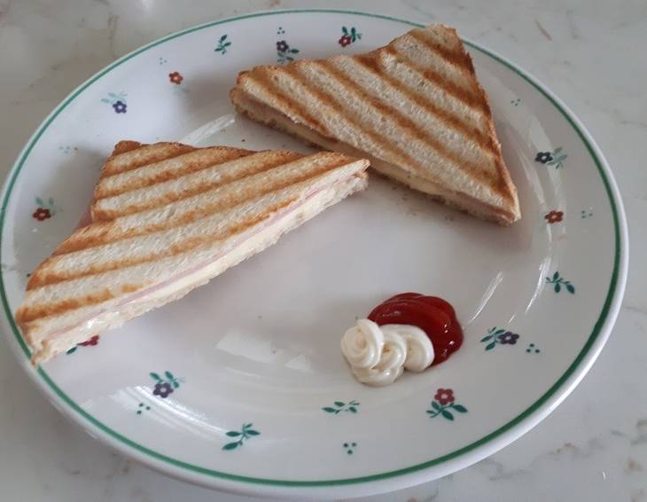 Schinken-Käse Toast