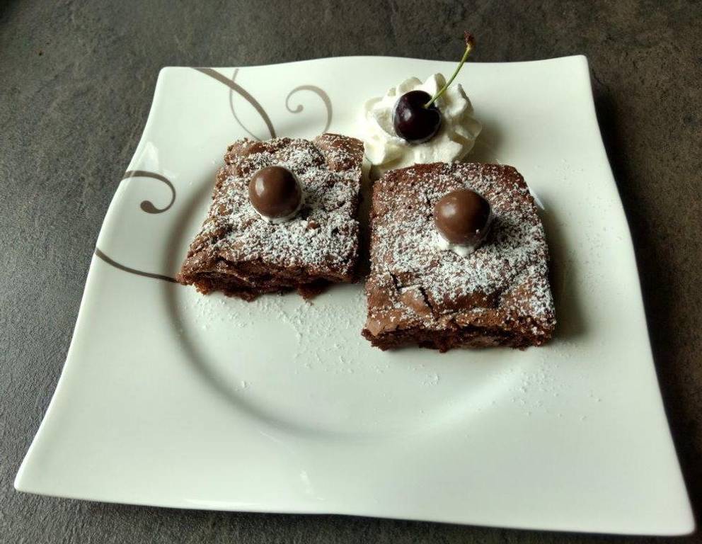 Rumkugel-Kirschkuchen Rumkugel-Kirschkuchen