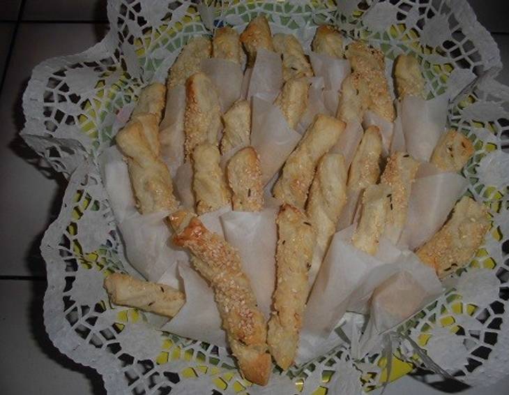 Käsestangen - WM-Snack selbst gemacht Käsestangen - WM-Snack selbst gemacht