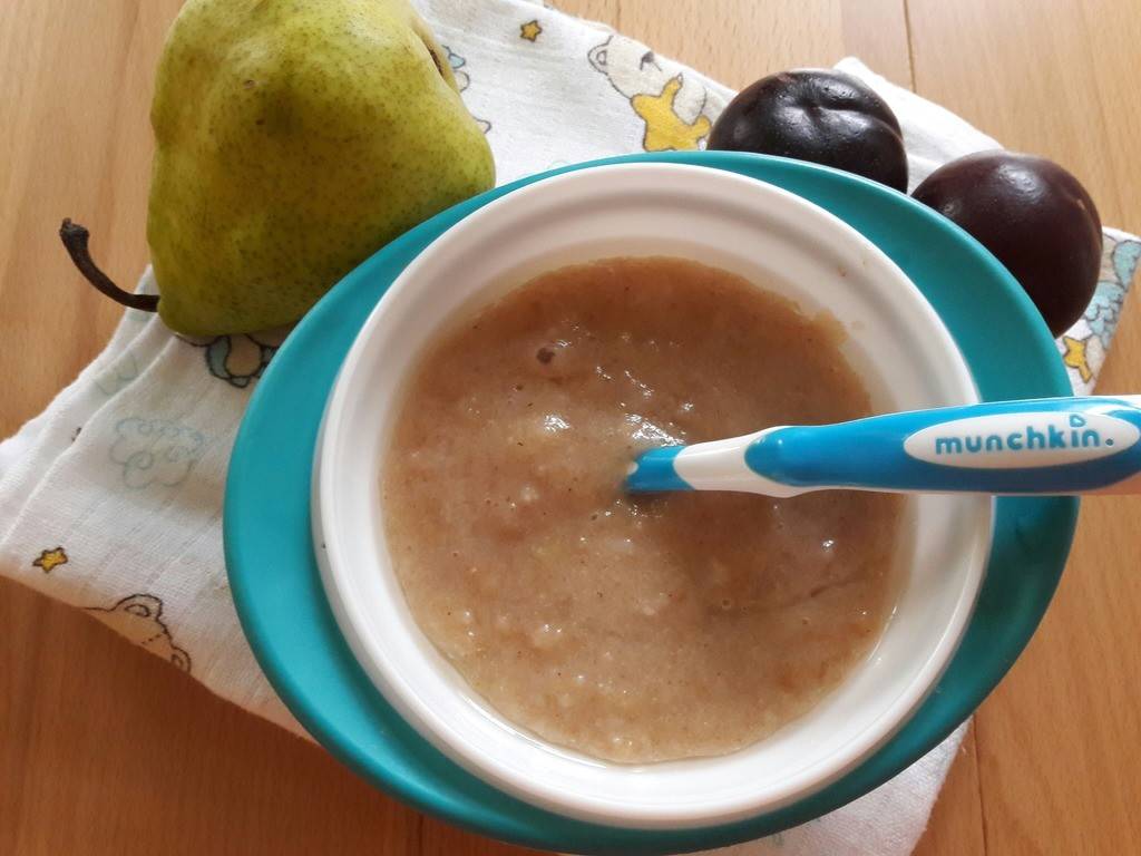 Milchfreier Birne-Pflaumen Babybrei