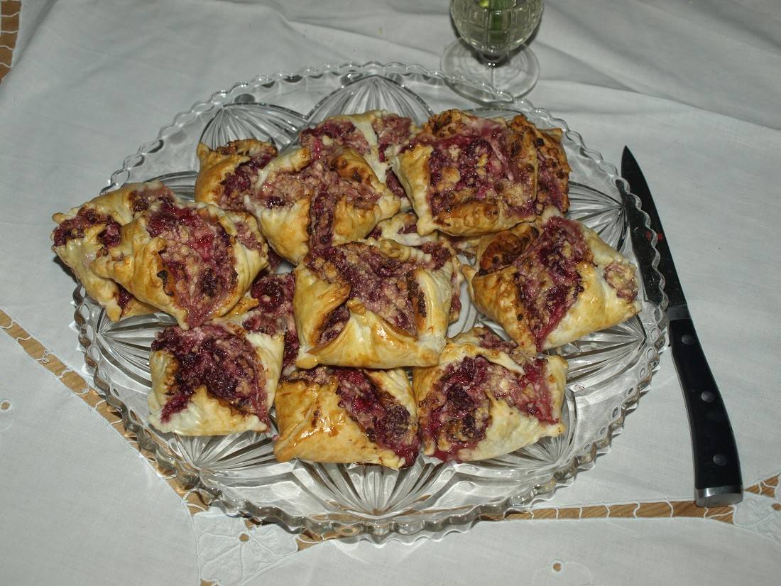 Himbeer-Topfengolatschen Himbeer-Topfengolatschen