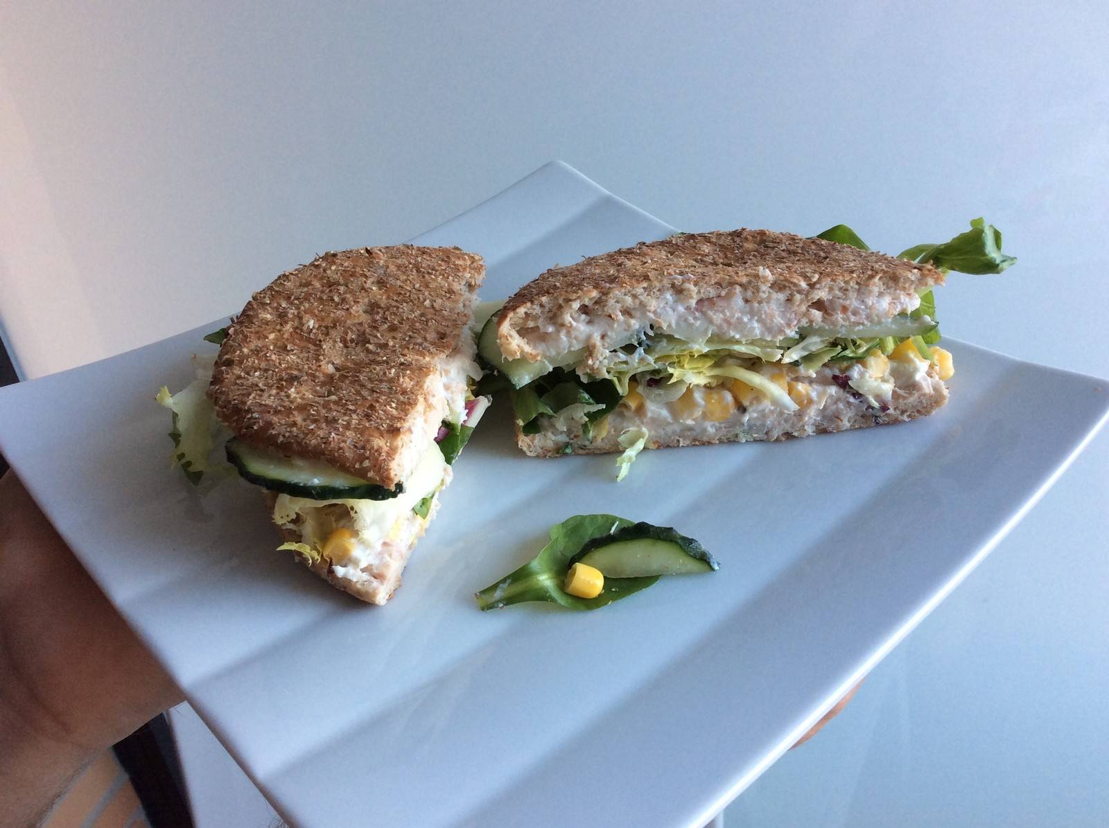 Thunfisch-Schafskäse Sandwiches
