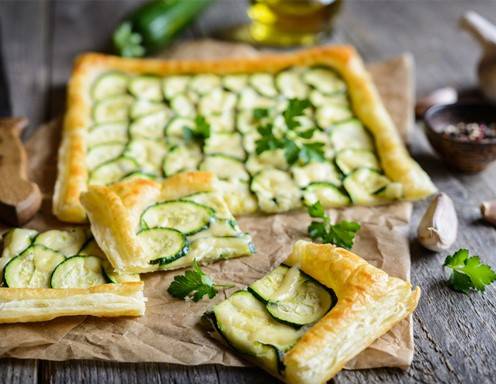 Pikanter Zucchinikuchen