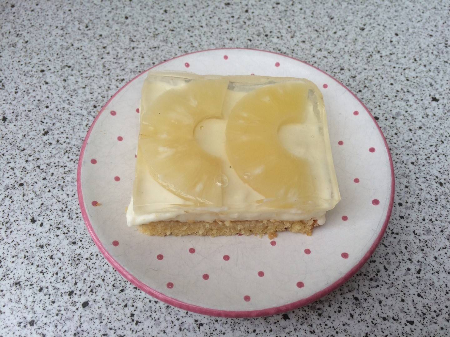 Joghurt-Ananas-Kuchen