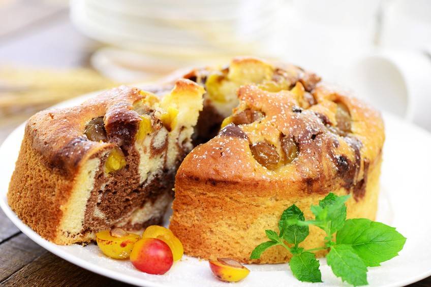 Marmorkuchen mit Kriecherln