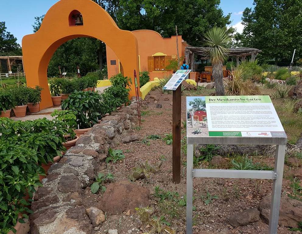 Mexikanischer Garten - vorsicht links HOT