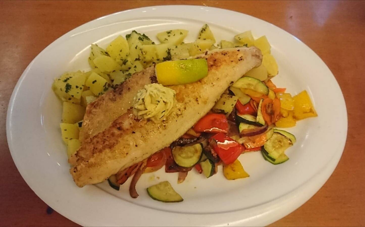 Fischfilets mit Gemüse aus dem Wok Rezept - ichkoche.ch