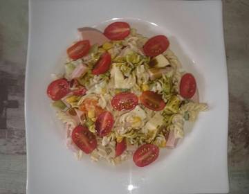 Nudel-Wurst-Salat Nudel-Wurst-Salat