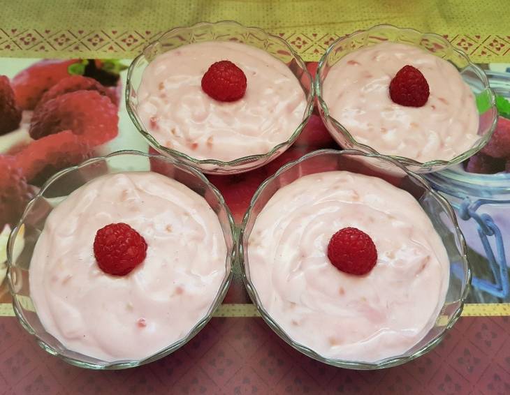 Himbeer-Vanille Puddingcreme Himbeer-Vanille Puddingcreme