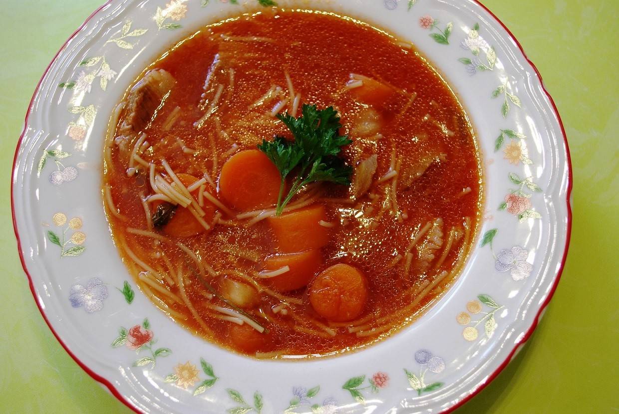 Ochsenschwanzsuppe Rezept - ichkoche.de Ochsenschwanzsuppe Rezept - ichkoche.de