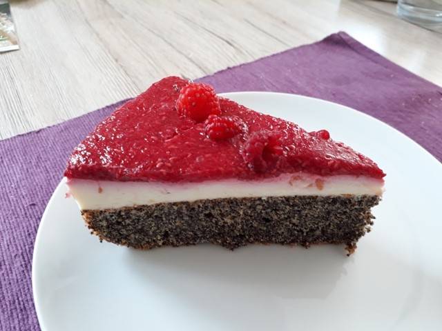 Himbeer-Mohn-Torte