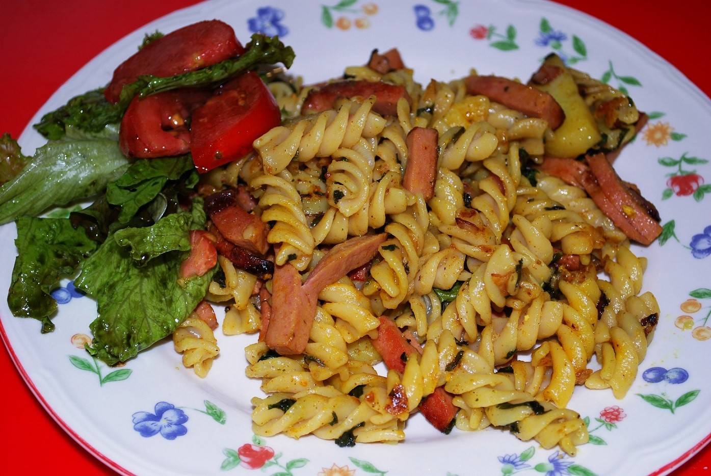 Scharfe Nudeln aus dem Wok Rezept - ichkoche.ch Scharfe Nudeln aus dem Wok Rezept - ichkoche.ch