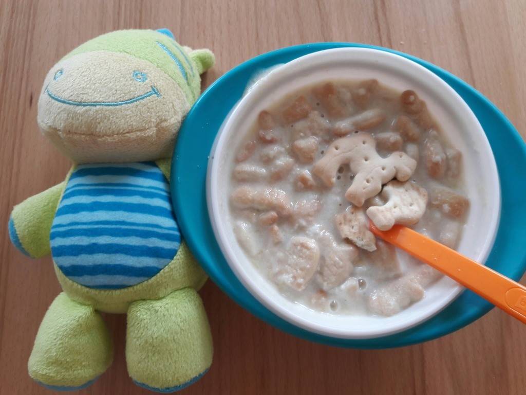 Keksbrei mit Obstmus