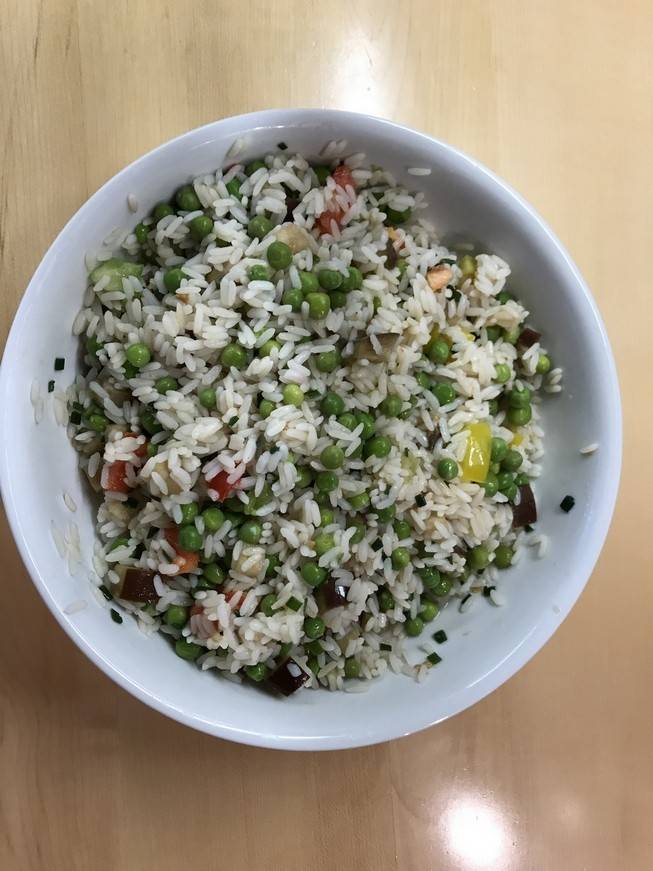 Sommerlicher Reissalat Rezept - ichkoche.ch