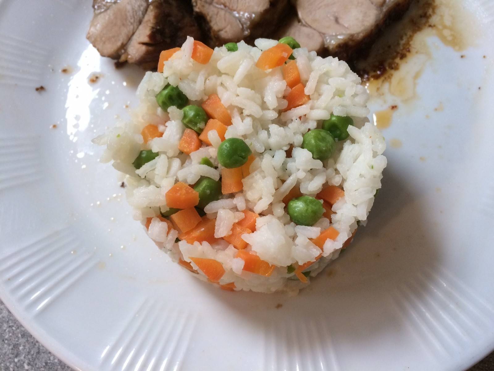 Karotten-Erbsen-Reis