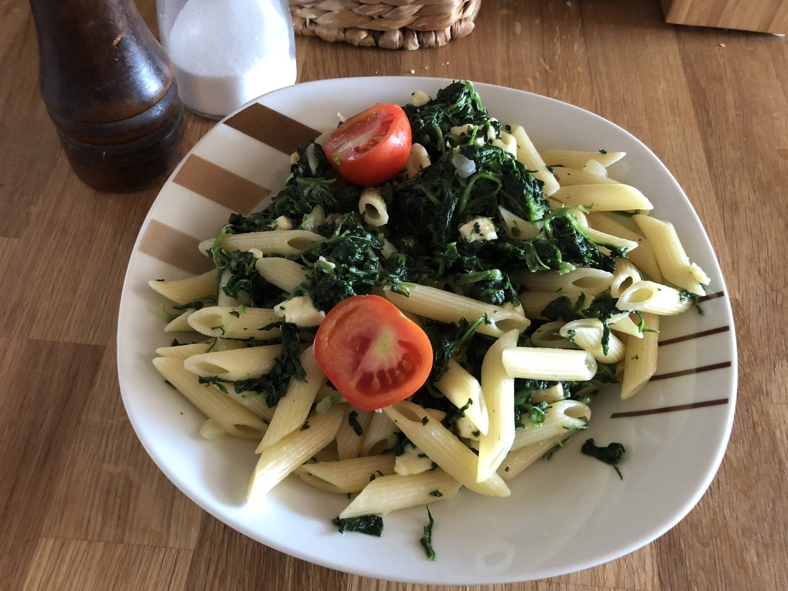 Spinat-Feta Penne