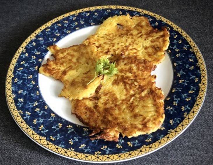 Kartoffelpuffer mit Crème fraîche Kartoffelpuffer mit Crème fraîche