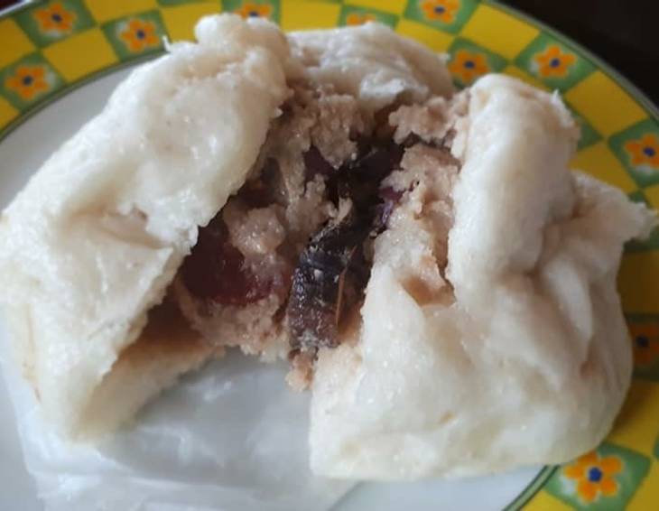 Gedämpfte Reisbällchen mit Schweinefleisch Gedämpfte Reisbällchen mit Schweinefleisch