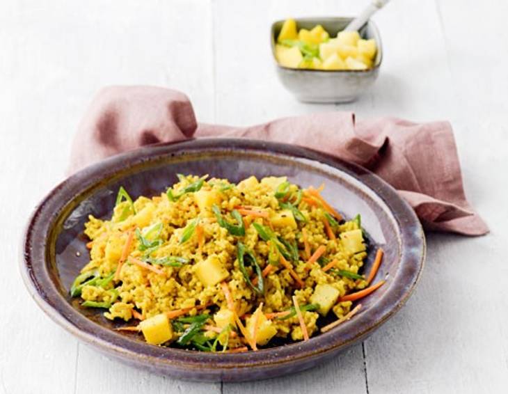 Karibischer Reissalat mit Mango und Ananas Karibischer Reissalat mit Mango und Ananas
