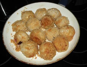Zwetschgenknödel mit Topfenteig Zwetschgenknödel mit Topfenteig