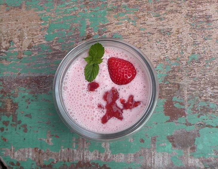 Joghurtcreme mit Erdbeeren
