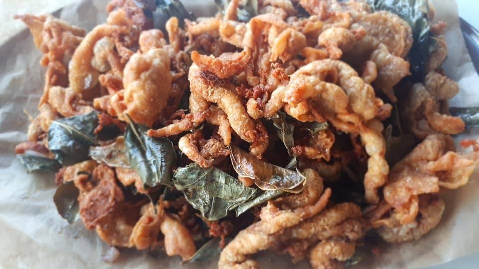 Frittierte Hühnerhaut