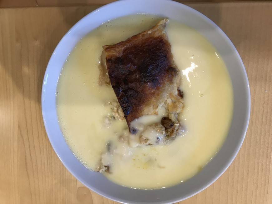 Milchrahmstrudel mit Vanillesauce Rezept - ichkoche.de Milchrahmstrudel mit Vanillesauce Rezept - ichkoche.de