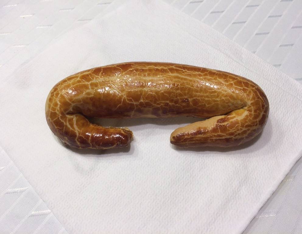 Nussbeugel aus kaltem Germteig Nussbeugel aus kaltem Germteig