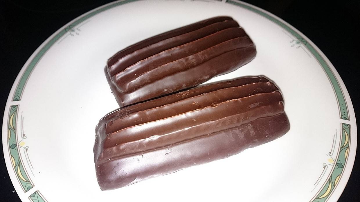Studentenschnitten mit Schokoladenglasur
