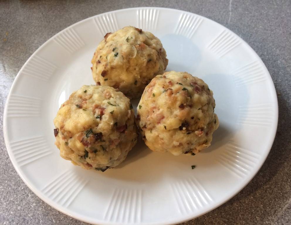 Speckknödel Speckknödel