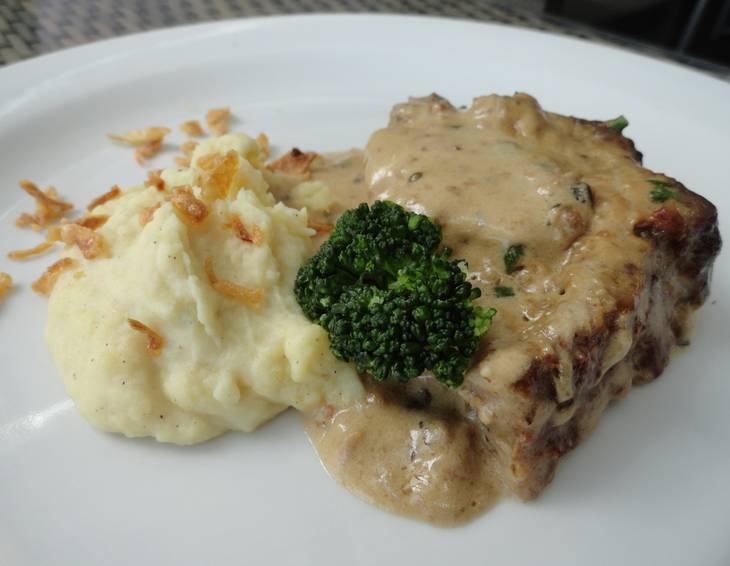 Faschierter Braten mit Sauce Faschierter Braten mit Sauce