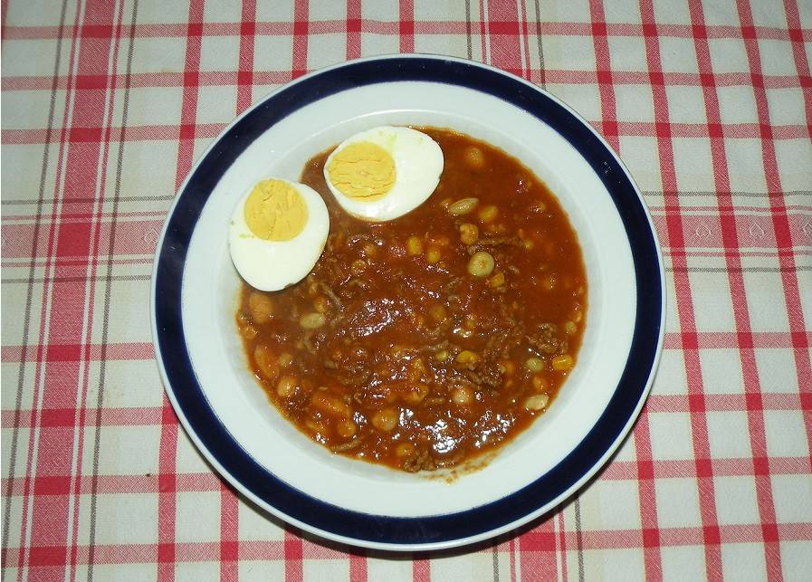 Gartenboheneintopf mit hartgekochtem Ei Rezept - ichkoche.de Gartenboheneintopf mit hartgekochtem Ei Rezept - ichkoche.de