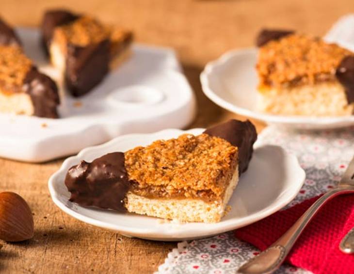 Orangenstäbchen aus kandierten Orangenschalen Rezept
