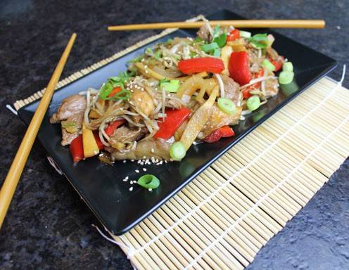 Asia-Wok mit Rindfleisch Rezept