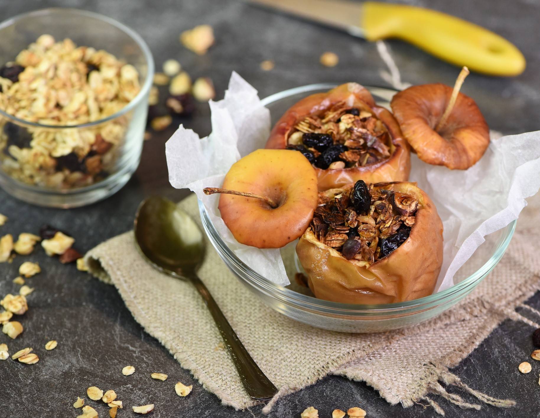 Knuspermüsli-Bratapfel Rezept