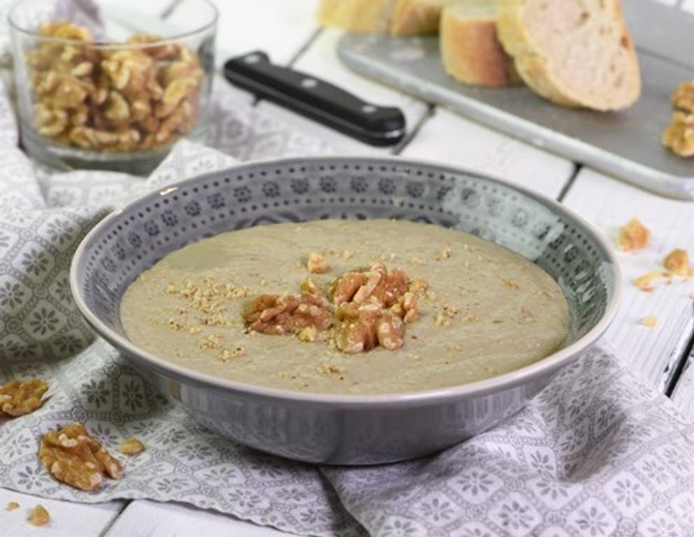 Joghurt-Nuss-Dip Joghurt-Nuss-Dip