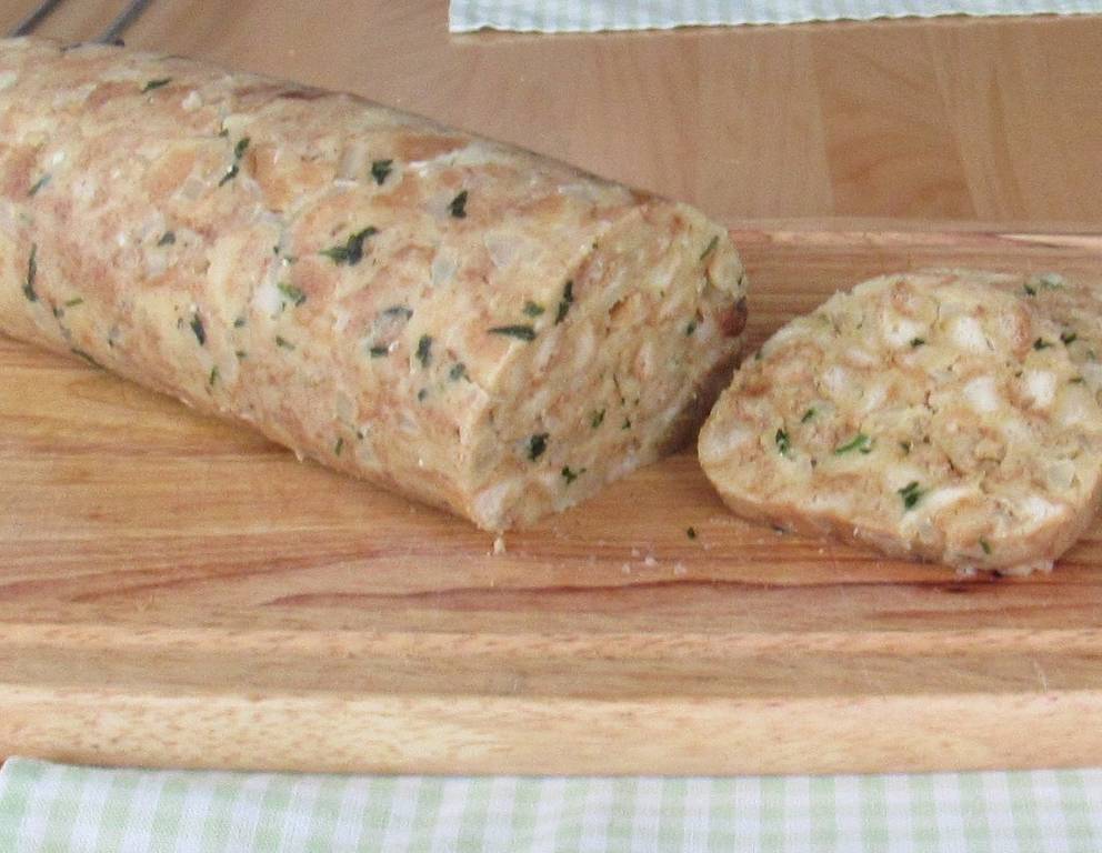 Serviettenknödel aus dem Dampfgarer Serviettenknödel aus dem Dampfgarer