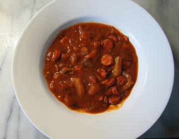 Erdäpfel-Hokkaido Gulasch mit Debreziner Erdäpfel-Hokkaido Gulasch mit Debreziner