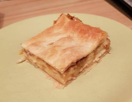 Apfelschnitte mit Vanillepudding und Biskotten Rezept - ichkoche