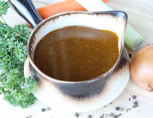 Oma's Zwiebelsauce Rezept - ichkoche.de Oma's Zwiebelsauce Rezept - ichkoche.de