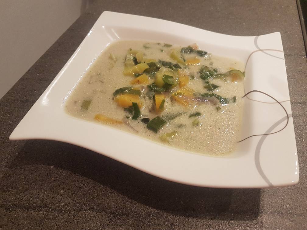 Lauchsuppe mit Crème fraîche