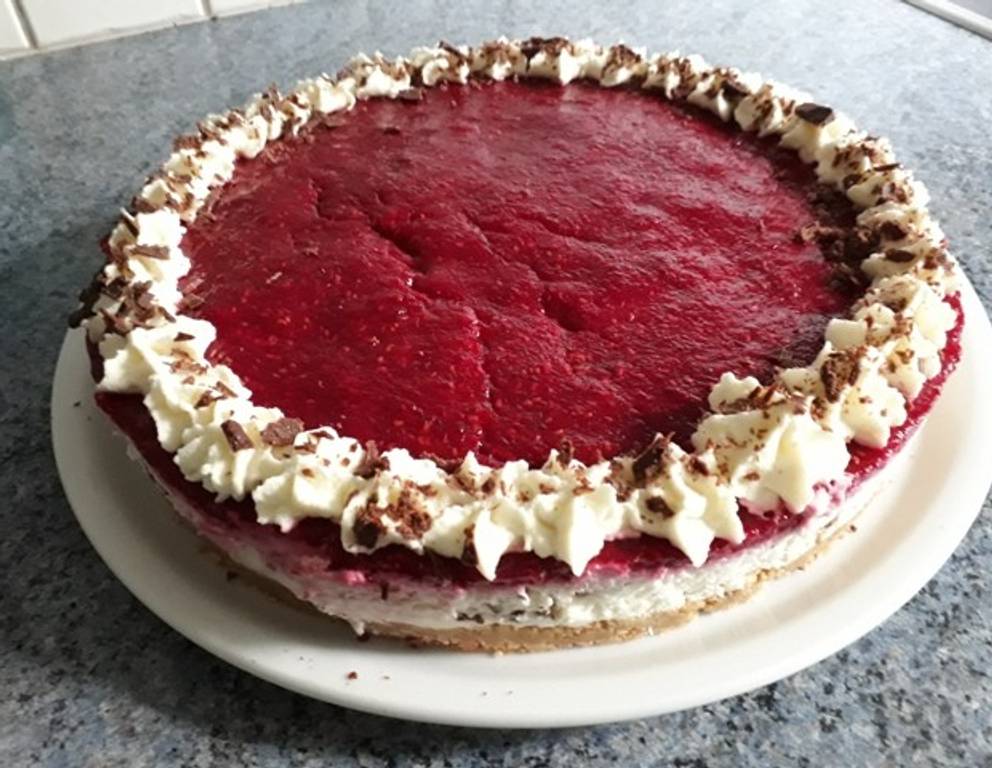 Topfen-Himbeertorte Topfen-Himbeertorte