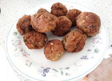 Fleischbällchen mit Schafkäse Fleischbällchen mit Schafkäse