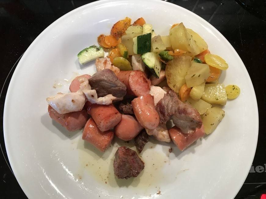 Puten-Grillteller mit Röstgemüse Rezept - ichkoche.de