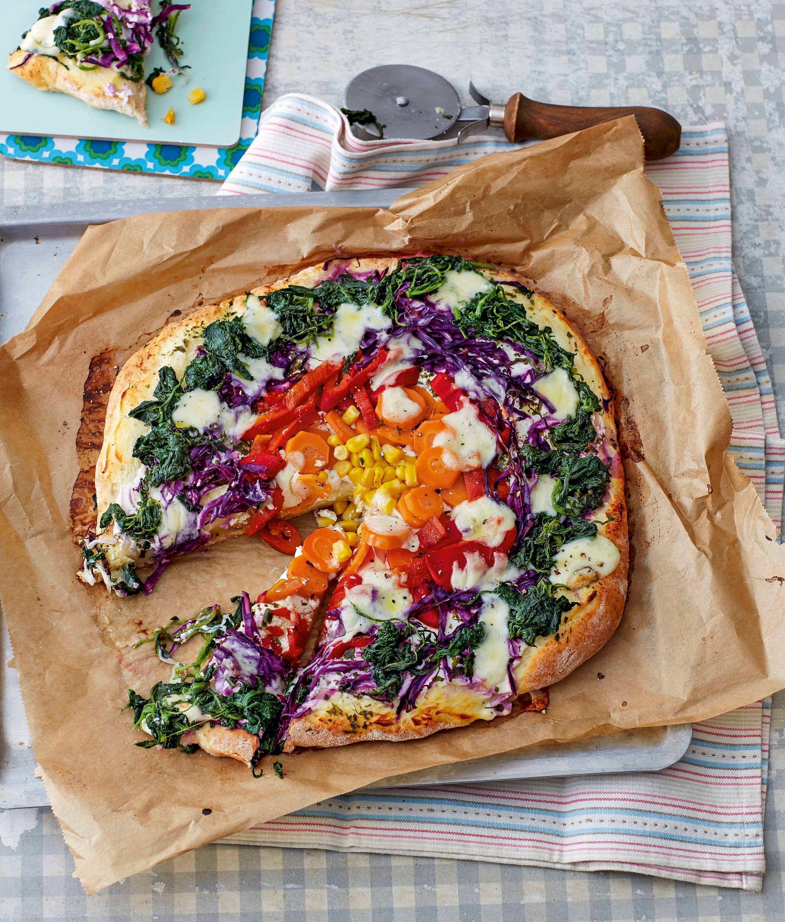 Amerikanische Regenbogenpizza Rezept