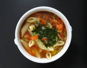 Winter-Minestrone Mit Bärlauch-Pistou