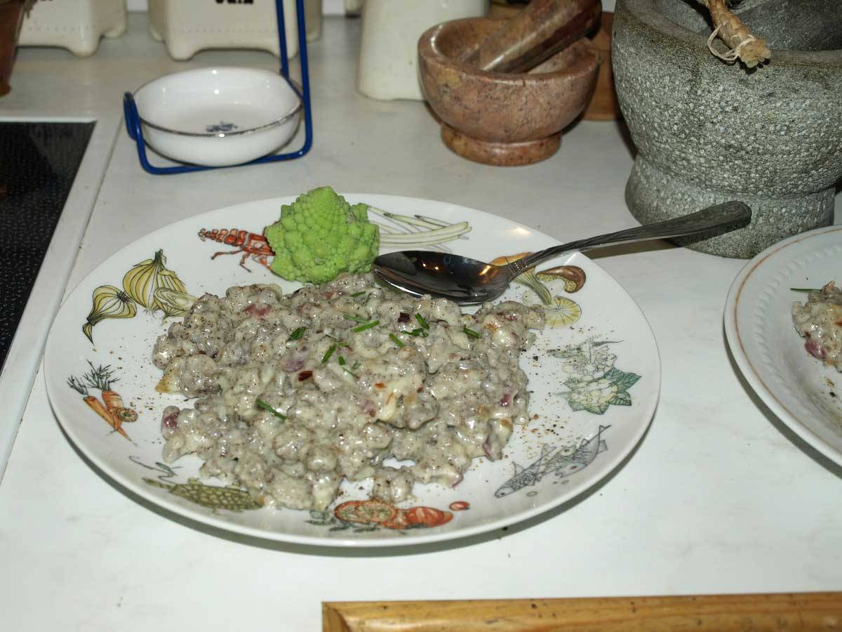 Käse-Mohn-Spätzle Rezept - ichkoche.ch Käse-Mohn-Spätzle Rezept - ichkoche.ch