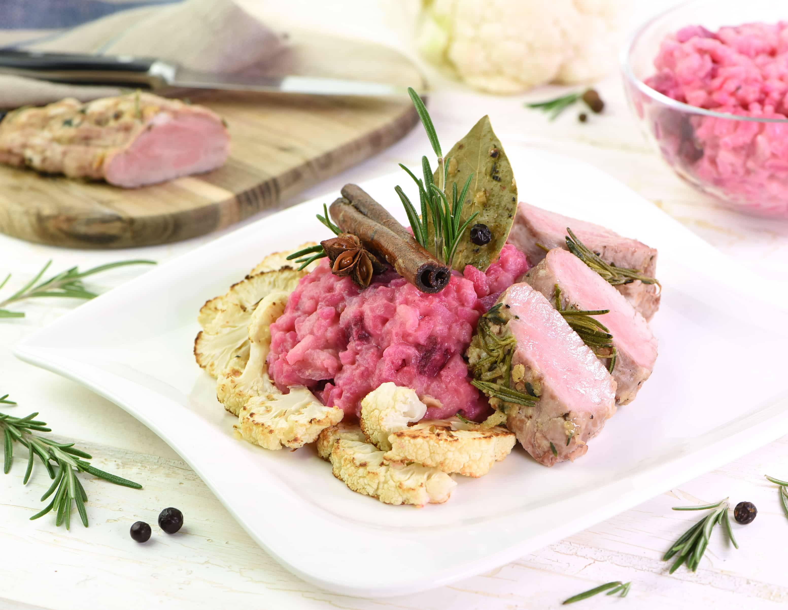 Schweinsfilet mit Rote-Rüben-Risotto und gratiniertem Karfiol Rezept