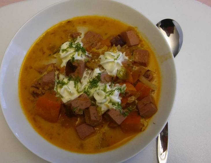 Gemüseeintopf mit Leberkäse Gemüseeintopf mit Leberkäse